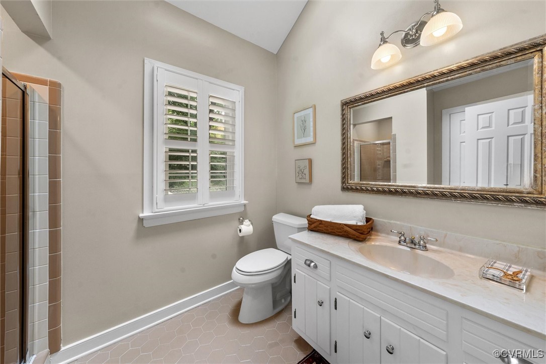 5911 Waters Edge Road Midlothian, VA 23112 - Photo 32 of 50 Primary Bathroom 2 with vanity, toilet, a tile sho