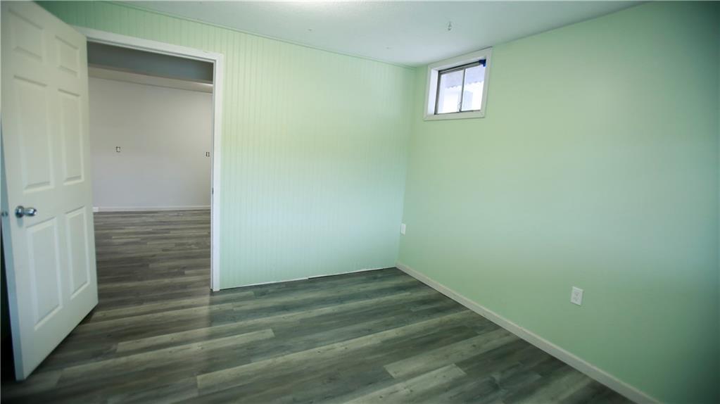 14298 Leavenworth Road Basehor, KS 66007 - Photo 17 of 50