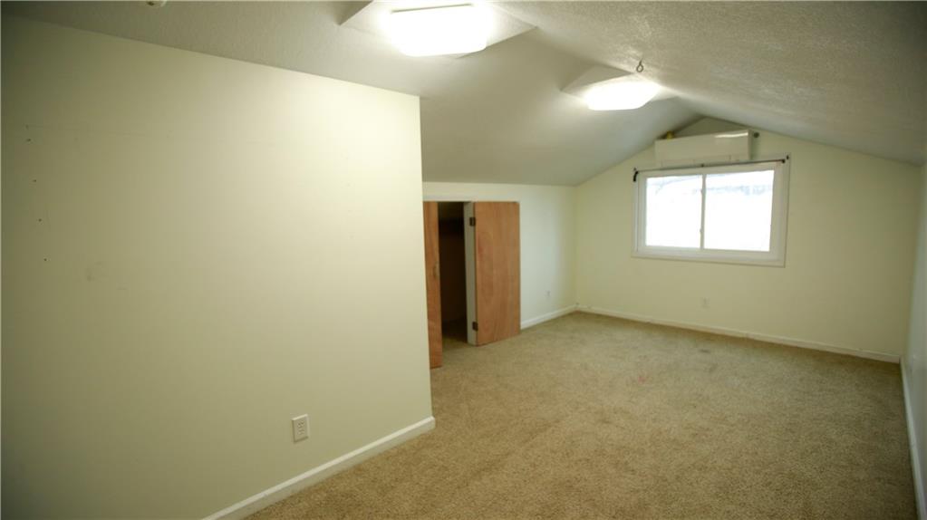 14298 Leavenworth Road Basehor, KS 66007 - Photo 30 of 50