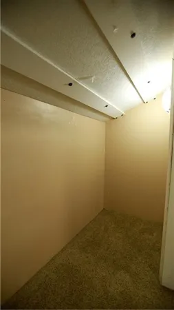 $550,000 | 14298 Leavenworth Road, Basehor, KS 66007