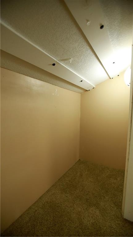 14298 Leavenworth Road Basehor, KS 66007 - Photo 30 of 48