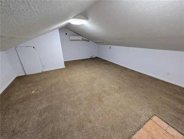 $550,000 | 14298 Leavenworth Road, Basehor, KS 66007