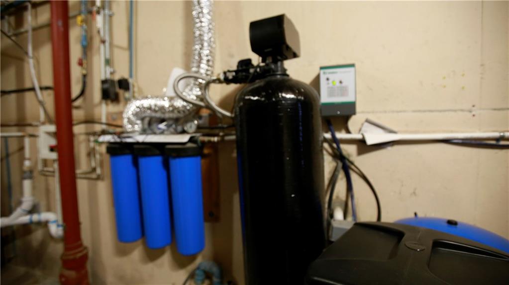 14298 Leavenworth Road Basehor, KS 66007 - Photo 36 of 48