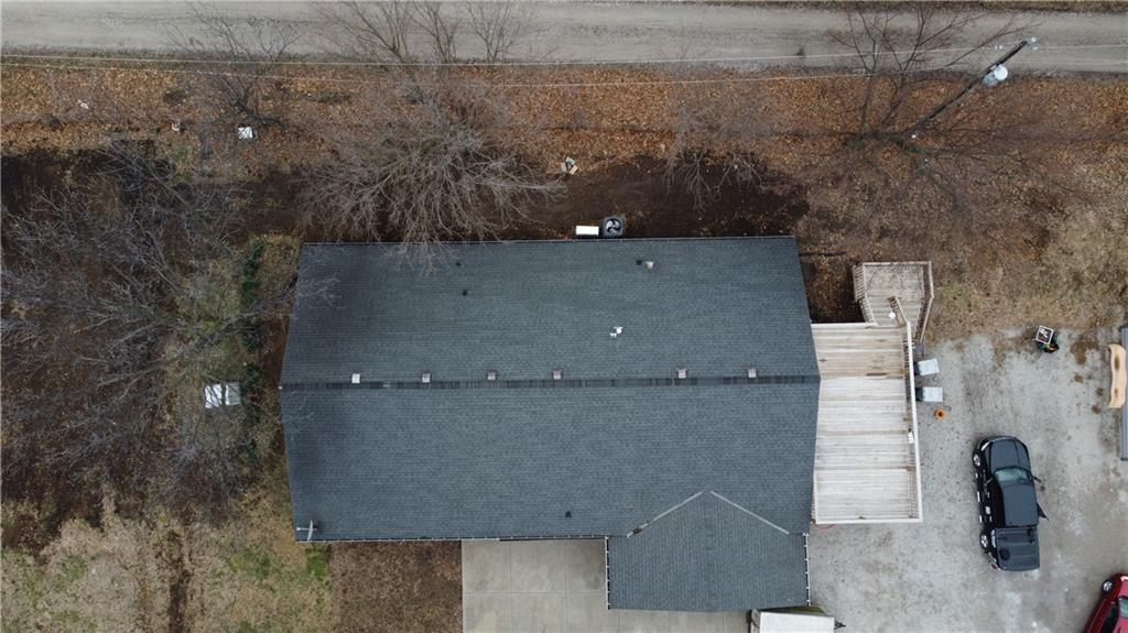 14298 Leavenworth Road Basehor, KS 66007 - Photo 5 of 48