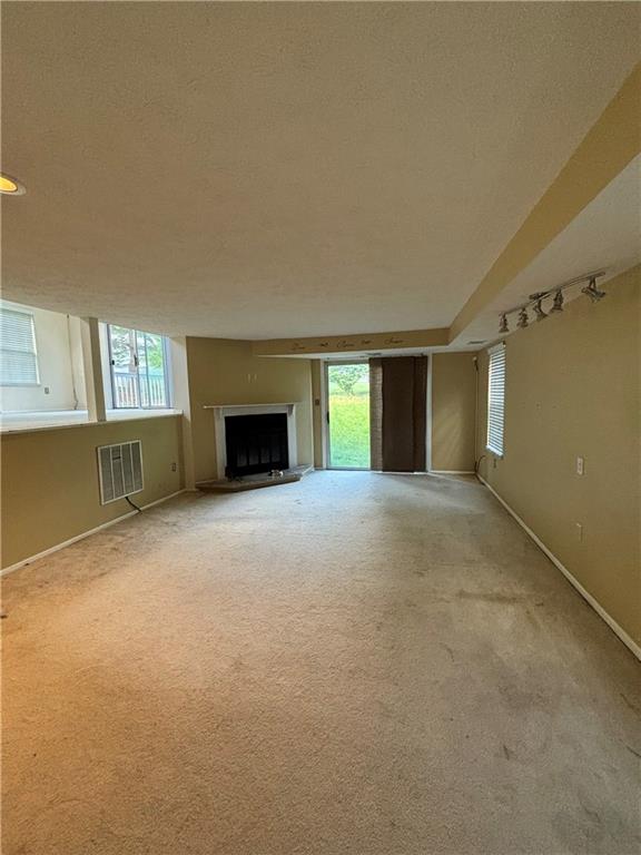 2583 Grouse Ridge, Unit B Wexford, PA 15090 - Photo 6 of 20 Living room