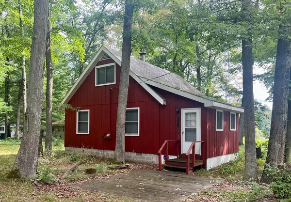 $235,900 | 5576 South Whalen Lake Road, Baldwin, MI 49304