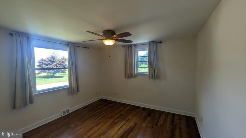 22 West Dale Road Wilmington, DE 19810 - Photo 12 of 24 Bright and airy room with natural light.