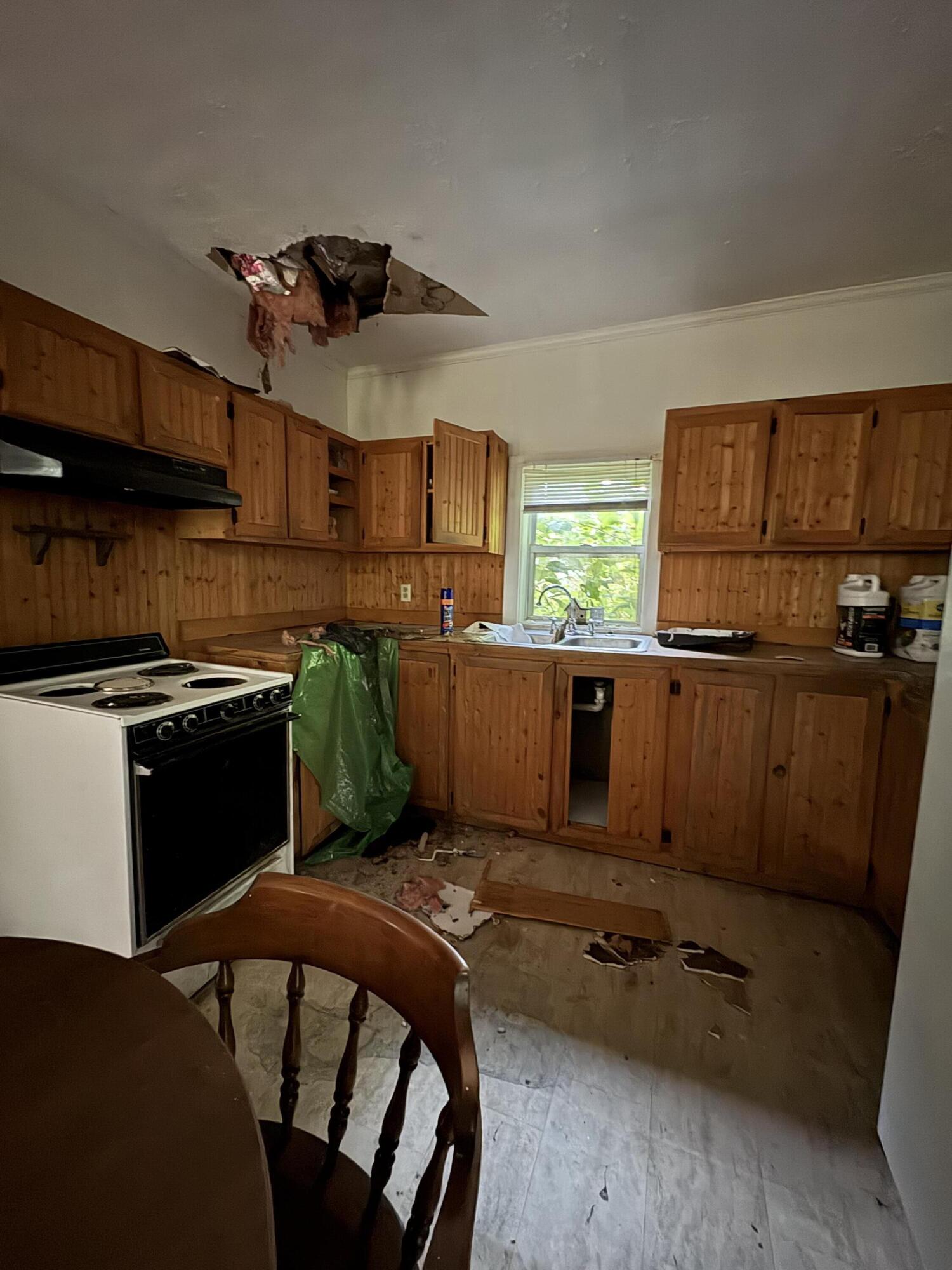 8 Brook Street Anson, ME 04911 - Photo 10 of 16 IMG_1077