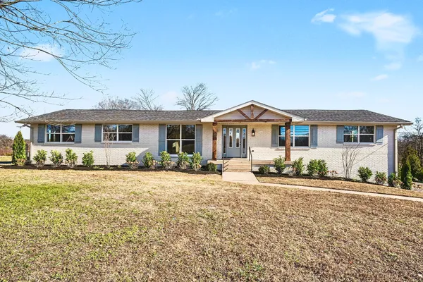 $729,900 | 1616 Saundersville Ferry Road, Mount Juliet, TN 37122