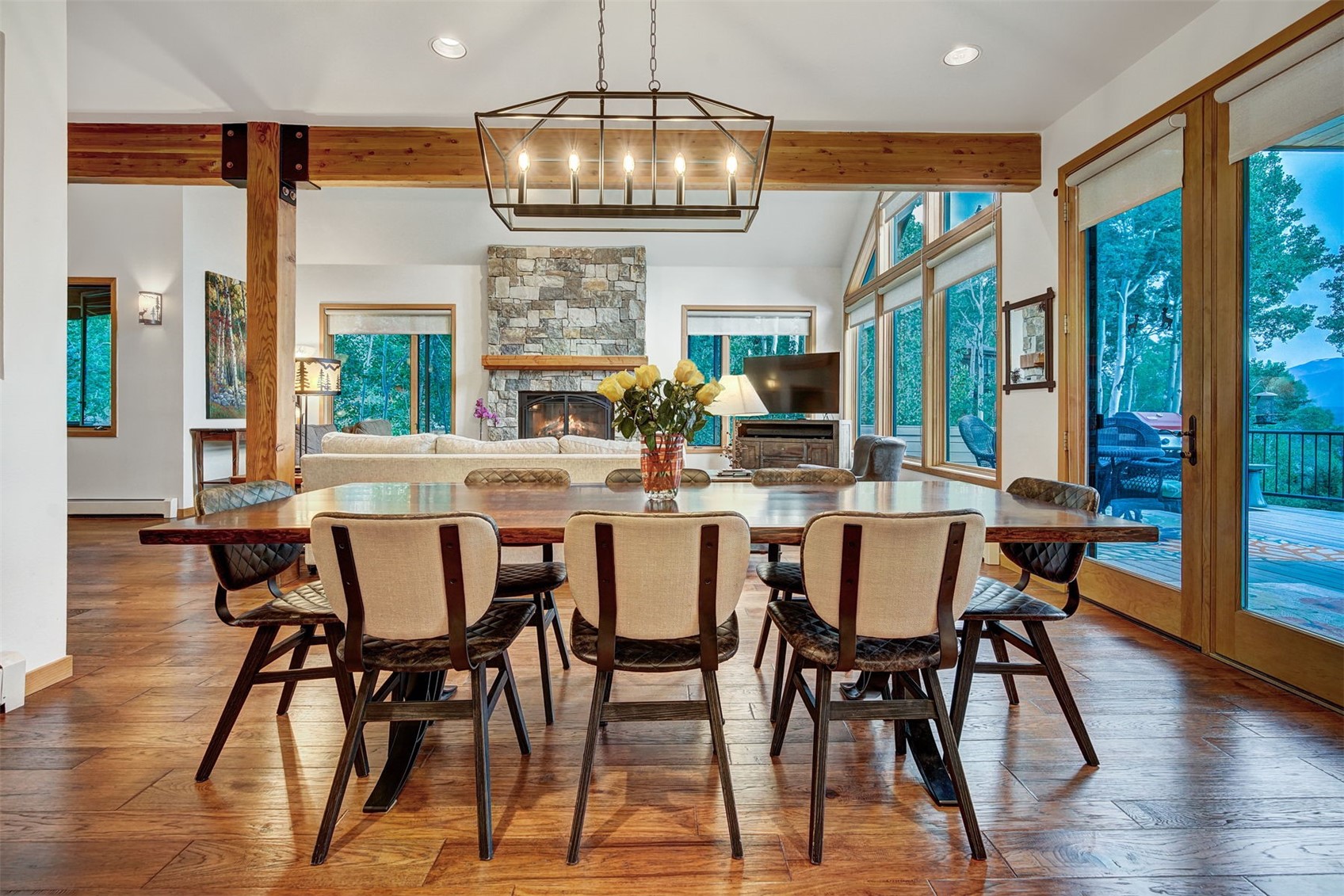 2210 Hamilton Creek Road Silverthorne, CO 80498 - Photo 8 of 50 Main level dining room