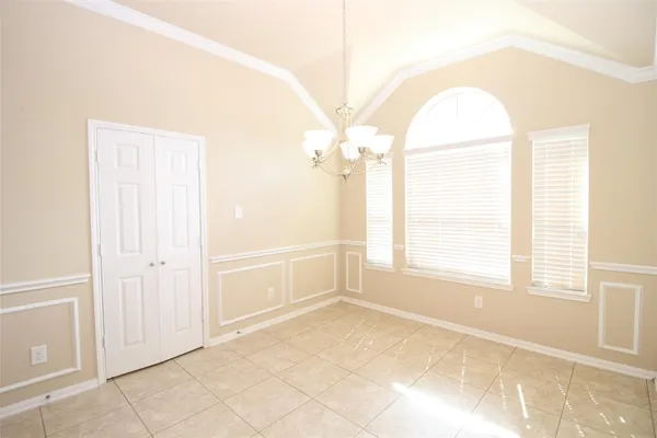 $2,300 | 2309 Shadow Canyon Court, Pearland, TX 77584