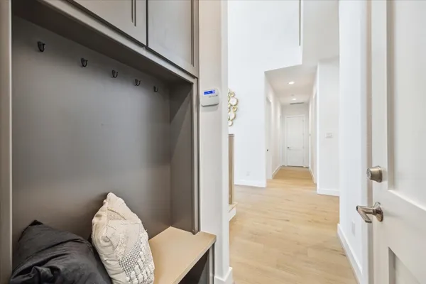 a view of a livingroom with furniture