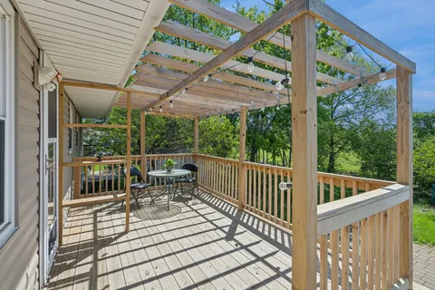 $209,000 | 216 East Rose Street, Glenwood, IL 60425