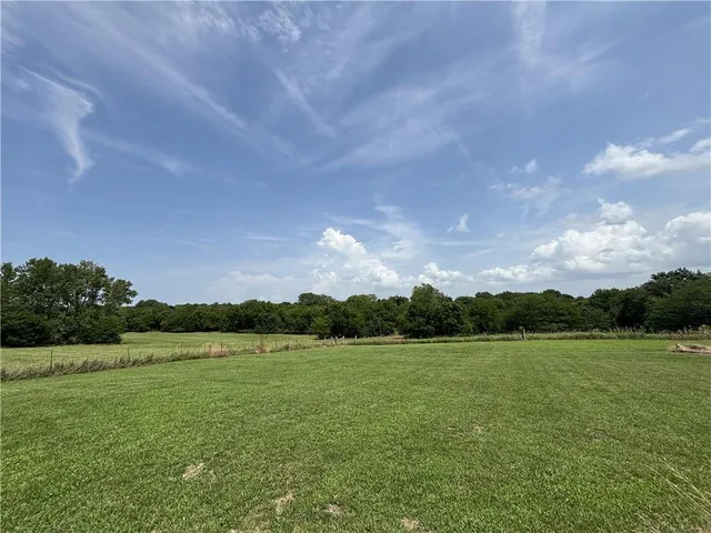 $400,000 | 3900 Southwest 208th Street, Plattsburg, MO 64477