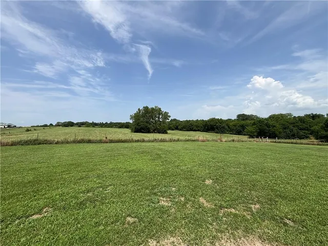 $400,000 | 3900 Southwest 208th Street, Plattsburg, MO 64477