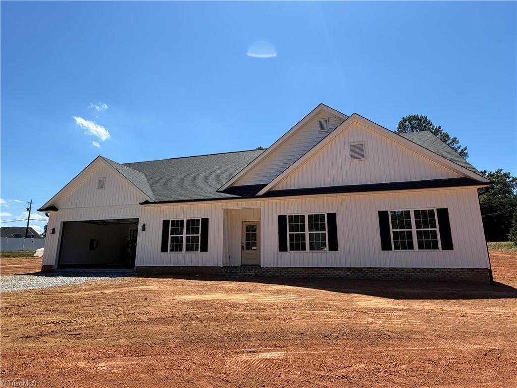 116 Comanche Trail Lexington, NC 27295 - Photo 2 of 27