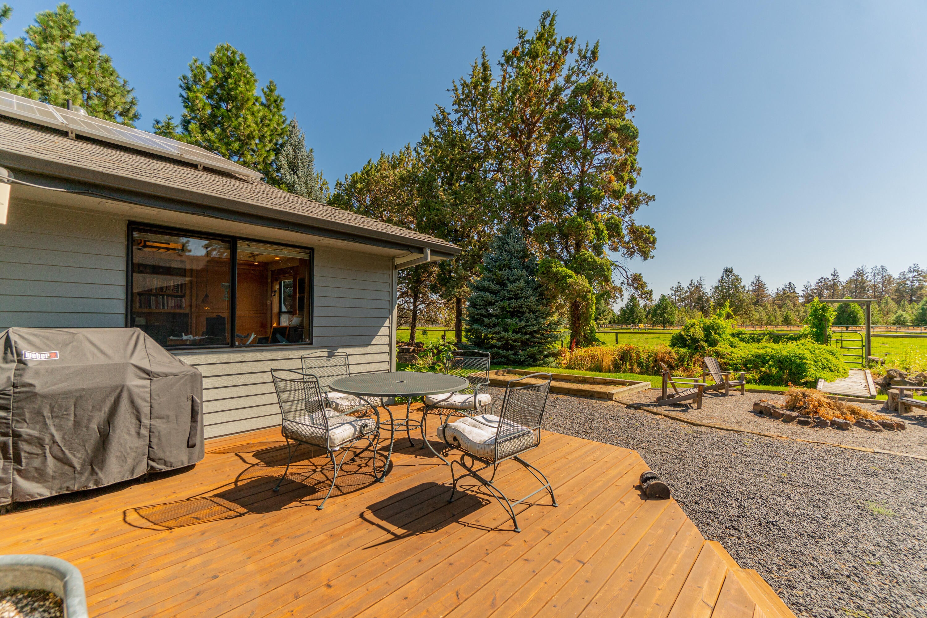 21621 Northeast Butler Market Road Bend, OR 97701 - Photo 43 of 79 82