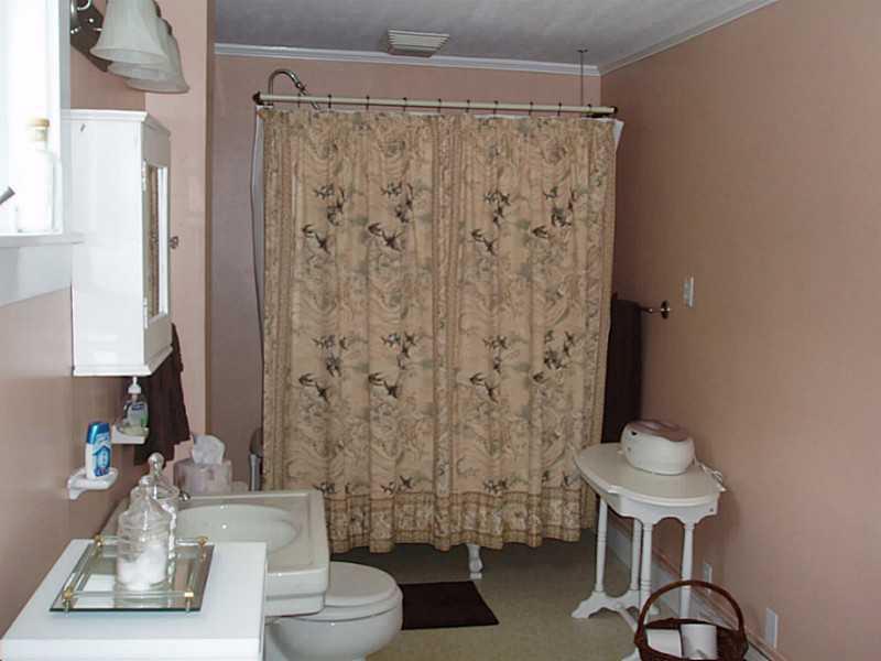 403 S Road Chebeague Island, ME 04017 - Photo 27 of 29 Bathroom.