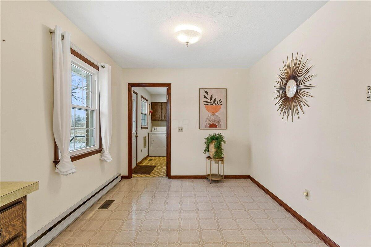 25376 Fairmount Road Waynesfield, OH 45896 - Photo 16 of 39 16-IMG_3868