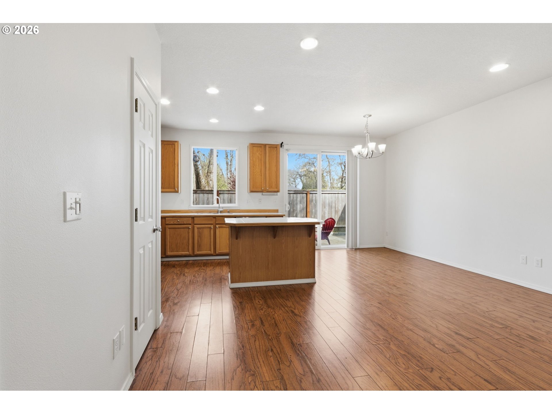 18529 Southwest Cascade Drive Beaverton, OR 97003 - Photo 9 of 39