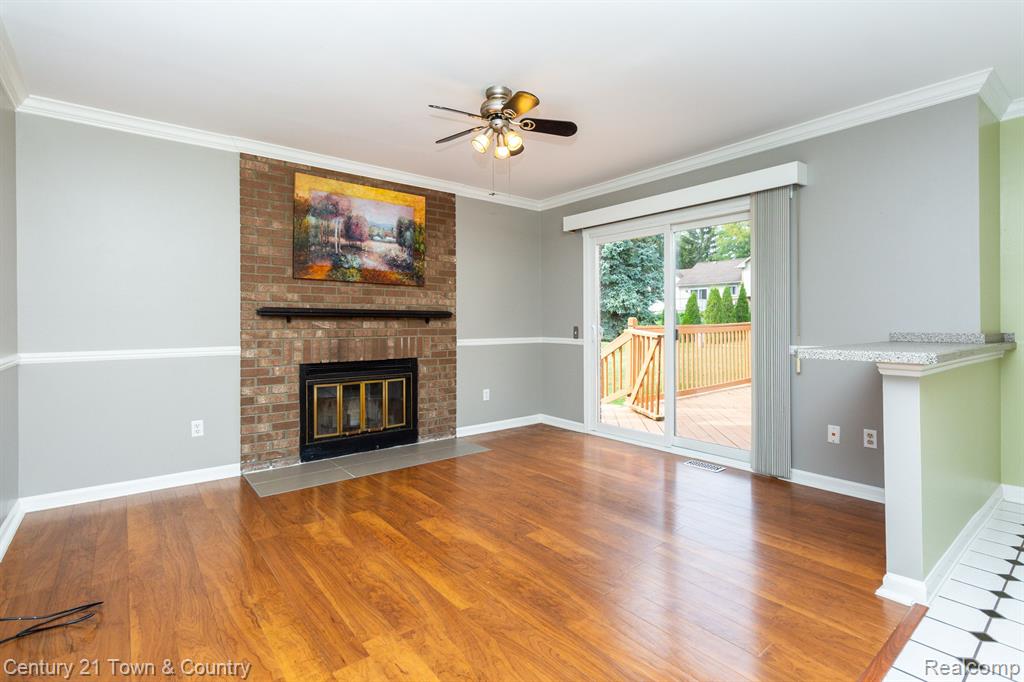 562 Lockport Road Rochester, MI 48307 - Photo 13 of 38