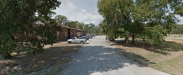 $685 | 1600 North Houston Street, Livingston, TX 77351