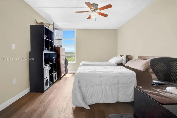 $284,999 | 9682 Fontainebleau Boulevard, Unit 503, Miami, FL 33172