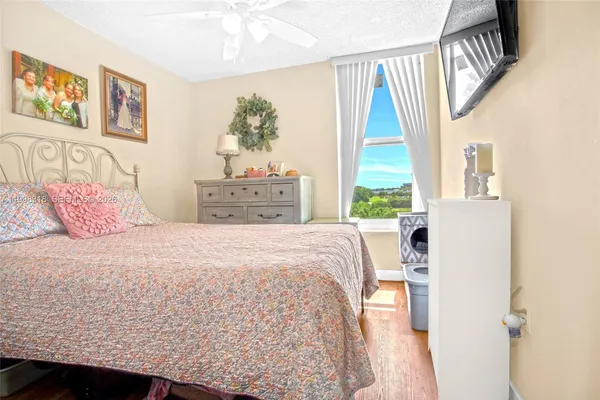 $284,999 | 9682 Fontainebleau Boulevard, Unit 503, Miami, FL 33172