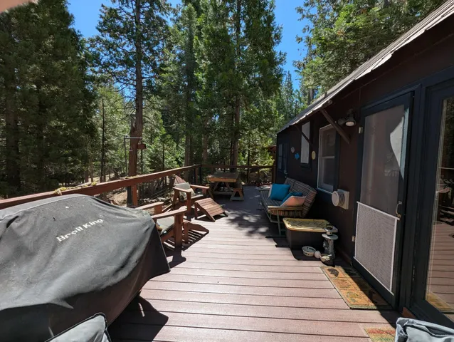 a view of deck with patio