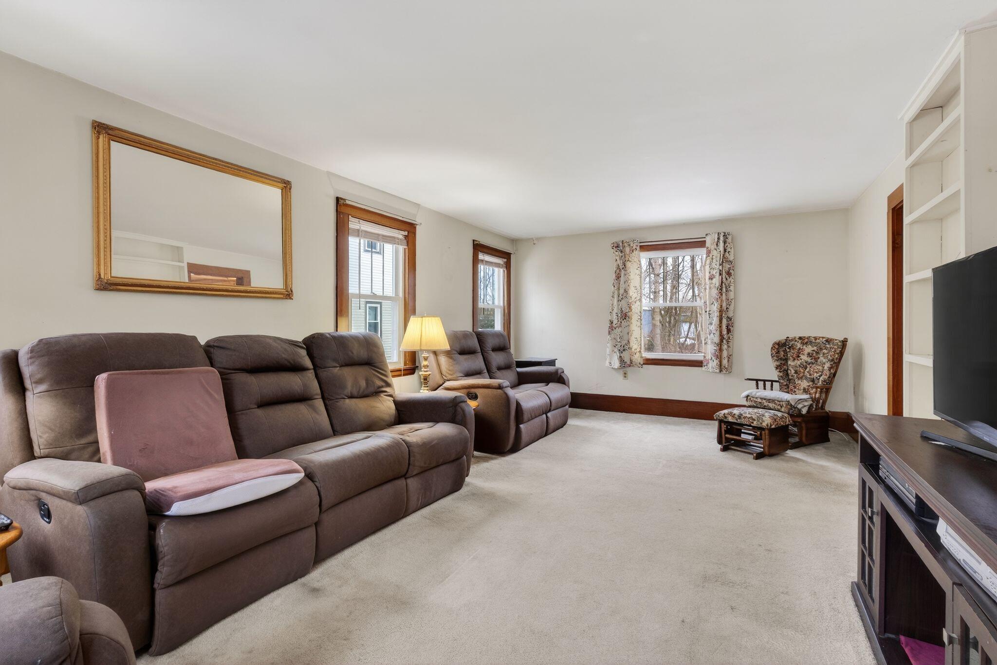 26 Vernon Street Saco, ME 04072 - Photo 13 of 31 26_Vernon_St_042