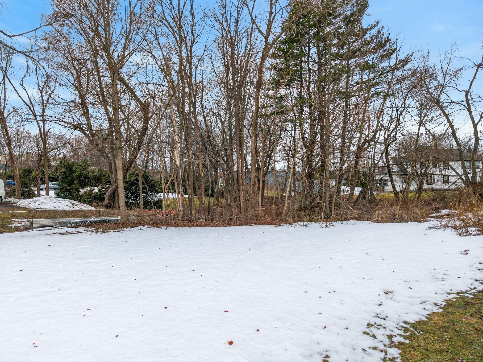 26 Vernon Street Saco, ME 04072 - Photo 21 of 31 26_Vernon_St_068