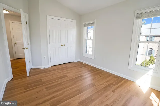 $4,000 | 2248 Journet Drive, Dunn Loring, VA 22027