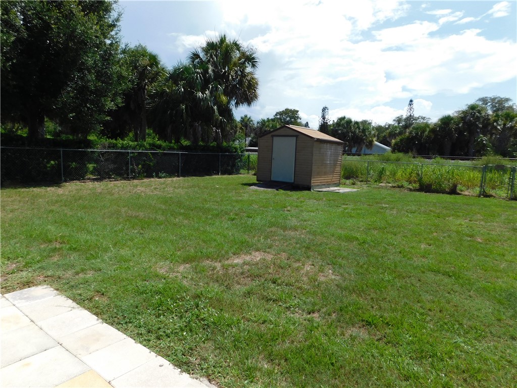 9896 Pine Street Sebastian, FL 32976 - Photo 11 of 14