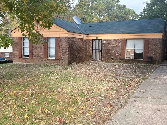 a backyard of a house