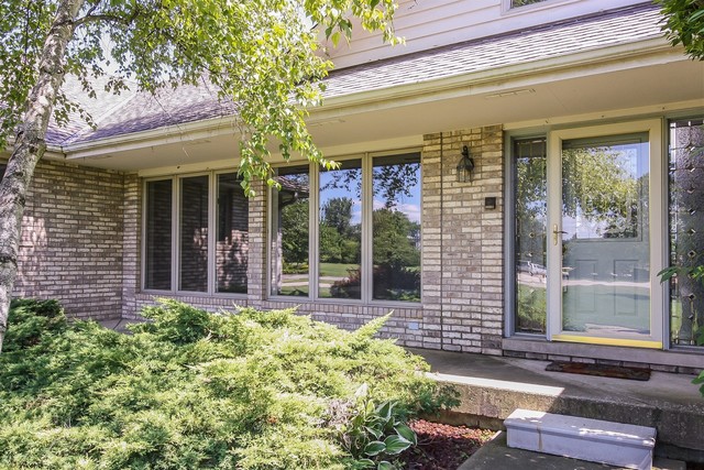 6N617 McKay Road St. Charles, IL 60175 - Photo 2 of 38