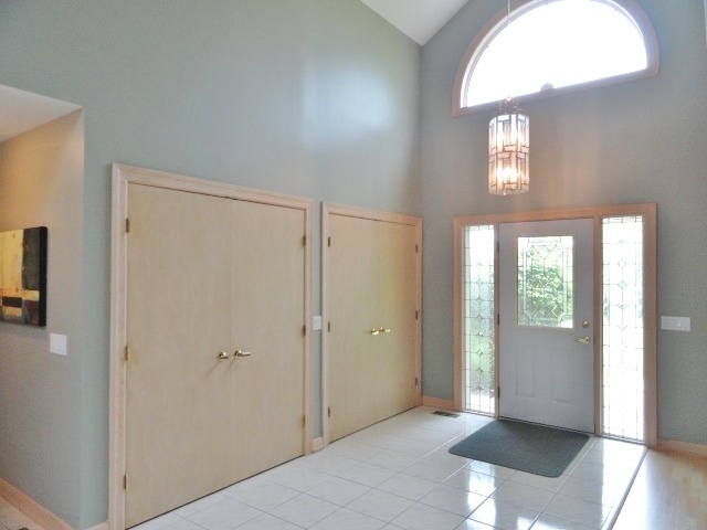 6N617 McKay Road St. Charles, IL 60175 - Photo 3 of 38