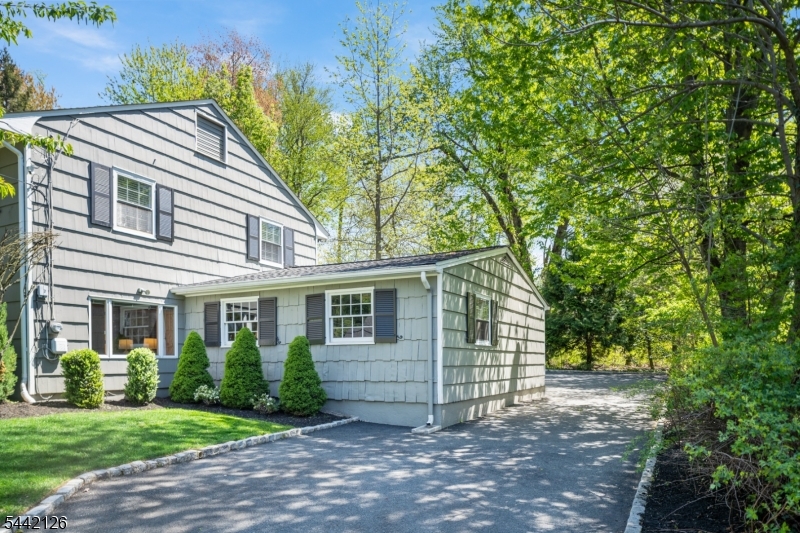28 Spring Ridge Drive Berkeley Heights, NJ 07922 - Photo 43 of 50