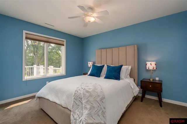 $1,095,000 | 6206 Shamrock Drive, Madison Lake, MN 56063