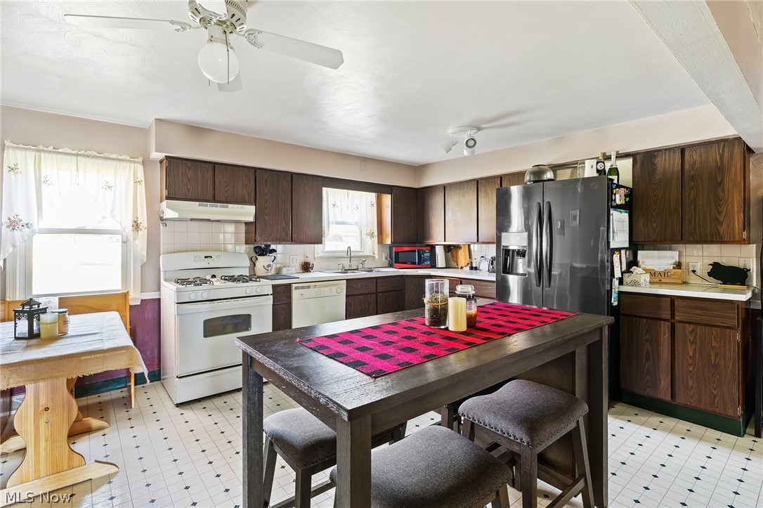 4174 Kirk Road Youngstown, OH 44511 - Photo 6 of 22 Gallery Image 6