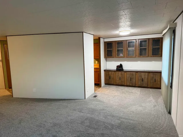 $200,000 | 3682 Highway 124, Wabash, IN 46992