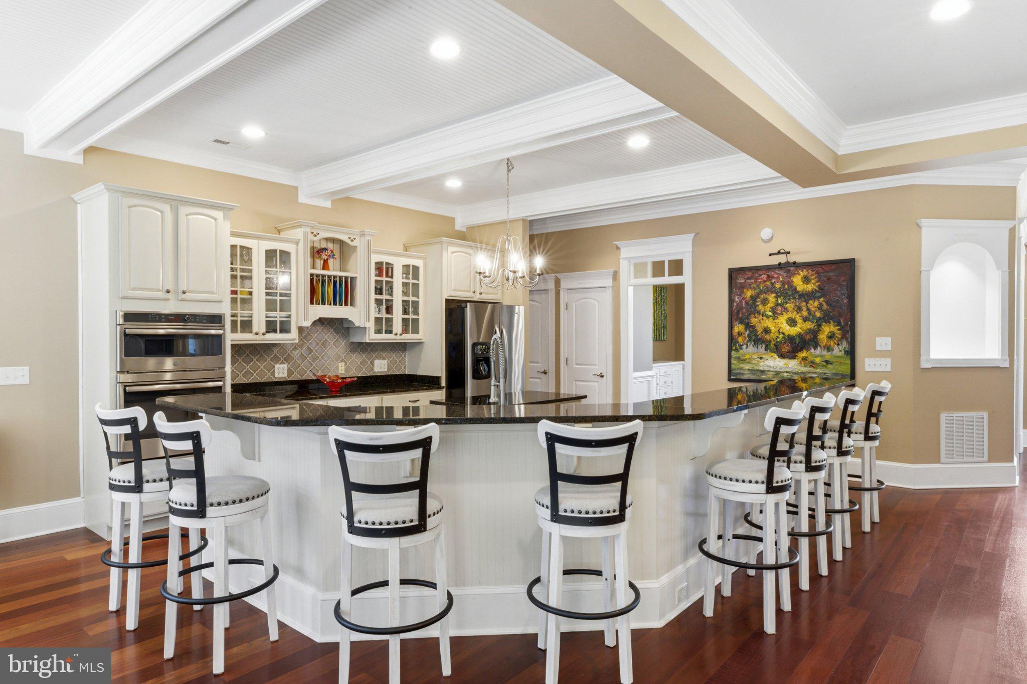 246 Lawsons Farm Circle Ruckersville, VA 22968 - Photo 12 of 130 Elegant kitchen with stylish seating.