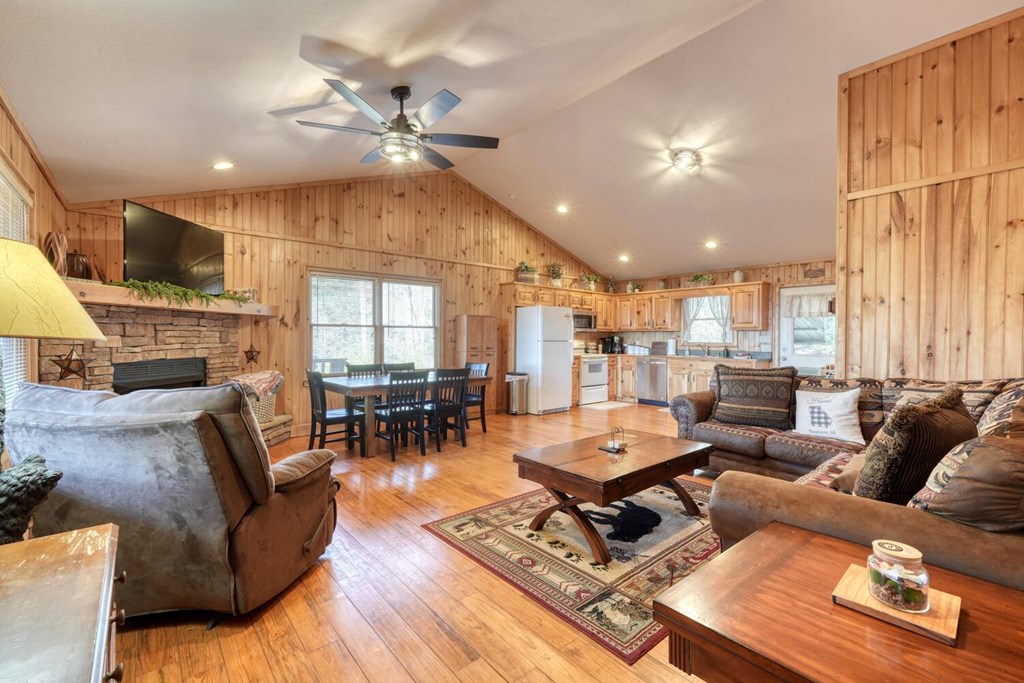 310 Barefoot Hill Road Hiawassee, GA 30546 - Photo 4 of 49