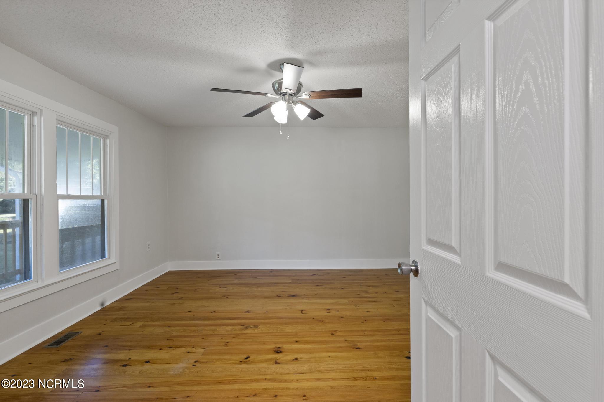 1147 Blue Creek Road Jacksonville, NC 28540 - Photo 24 of 53 IMG_4585