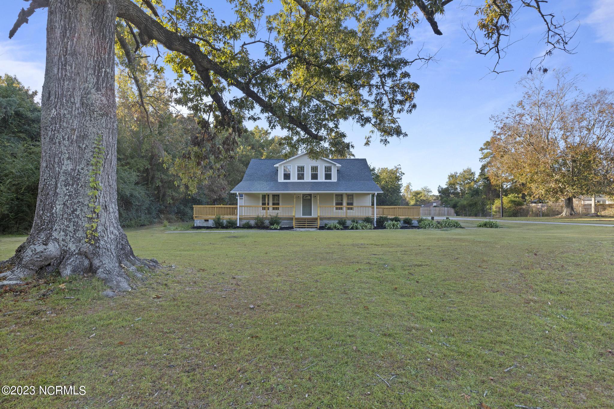 1147 Blue Creek Road Jacksonville, NC 28540 - Photo 7 of 53 IMG_4514