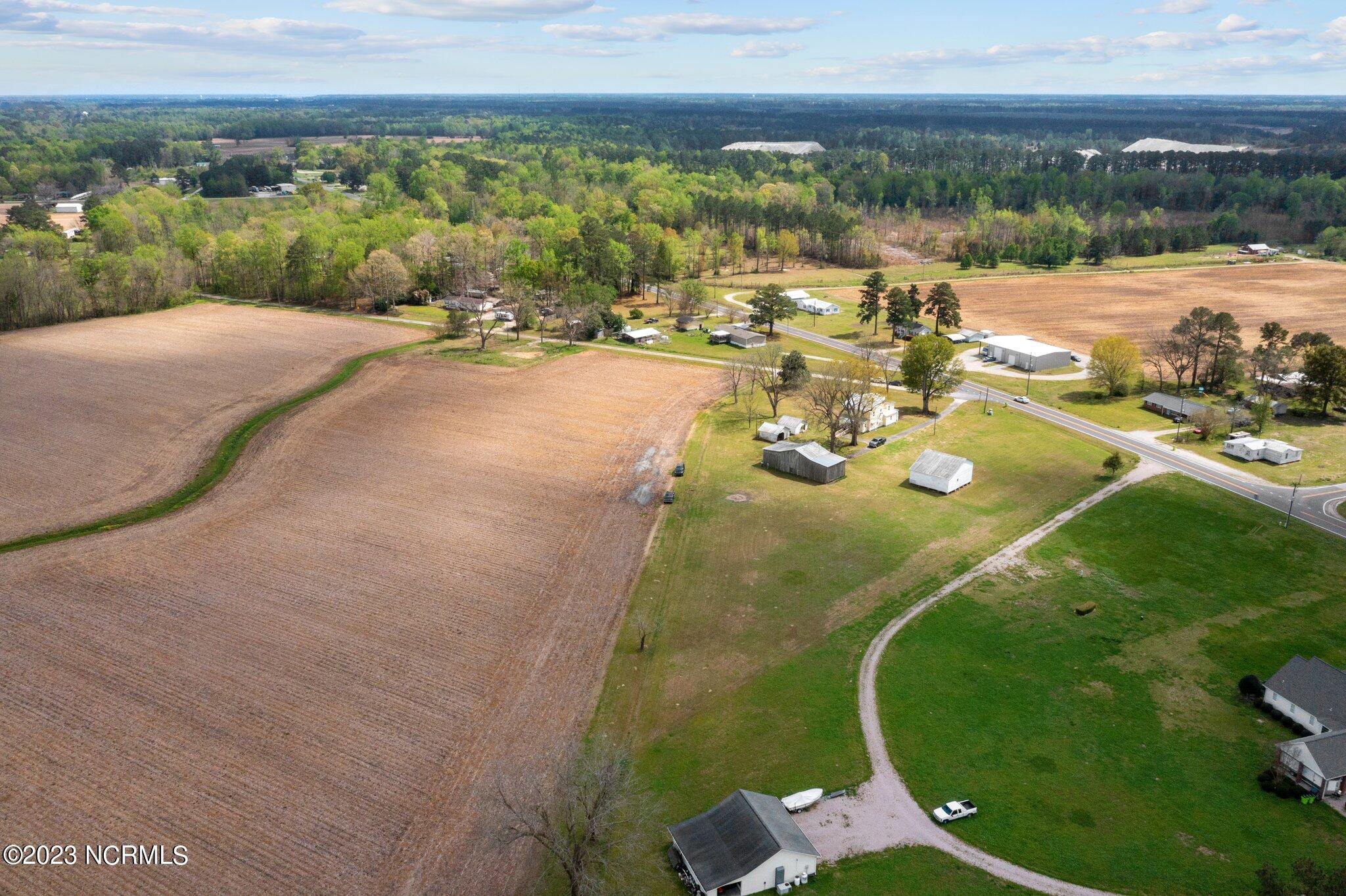 390 Beaman Road New Bern, NC 28562 - Photo 45 of 47 47-web-or-mls-DJI_0518