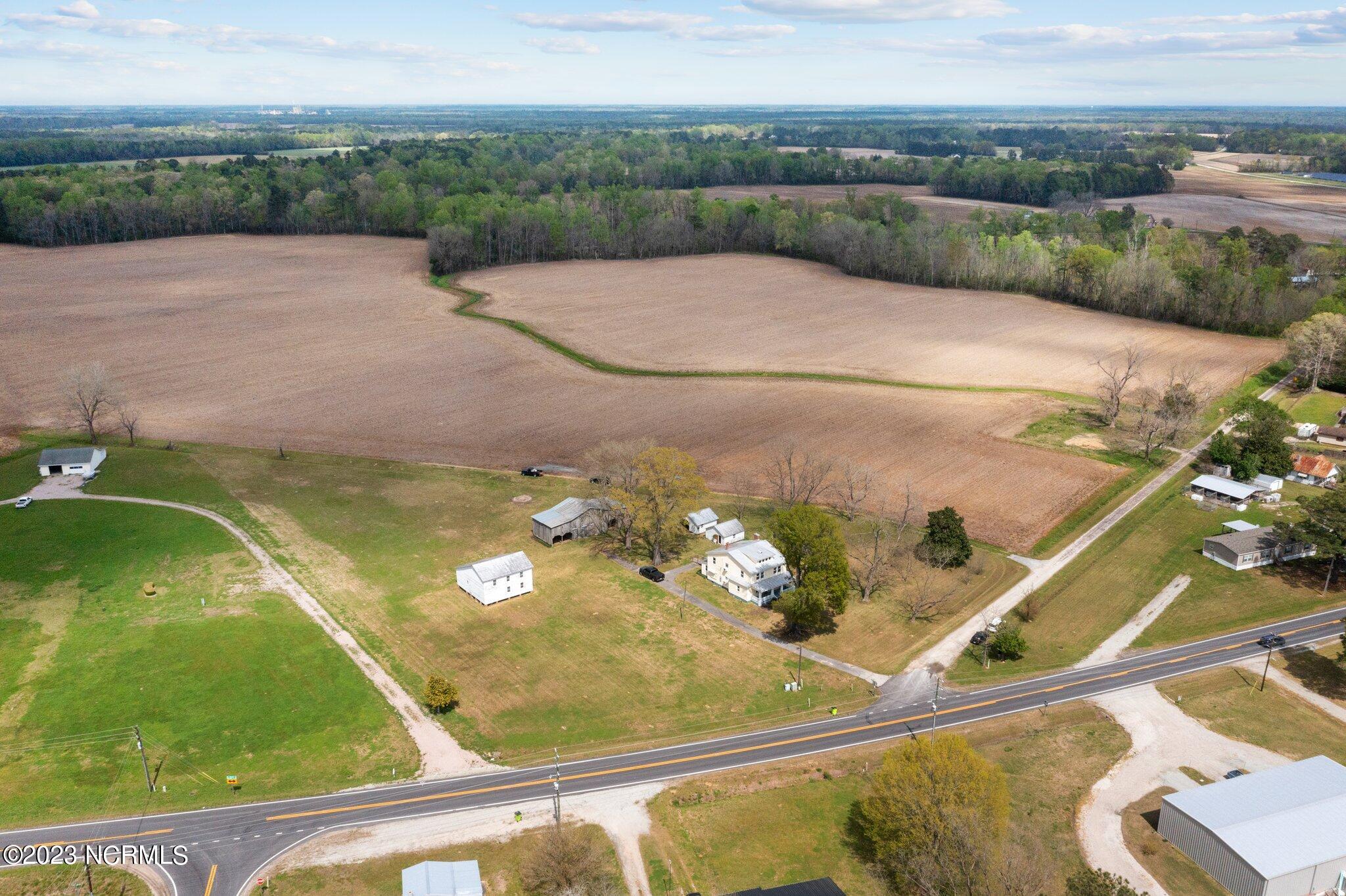 390 Beaman Road New Bern, NC 28562 - Photo 46 of 47 46-web-or-mls-DJI_0517