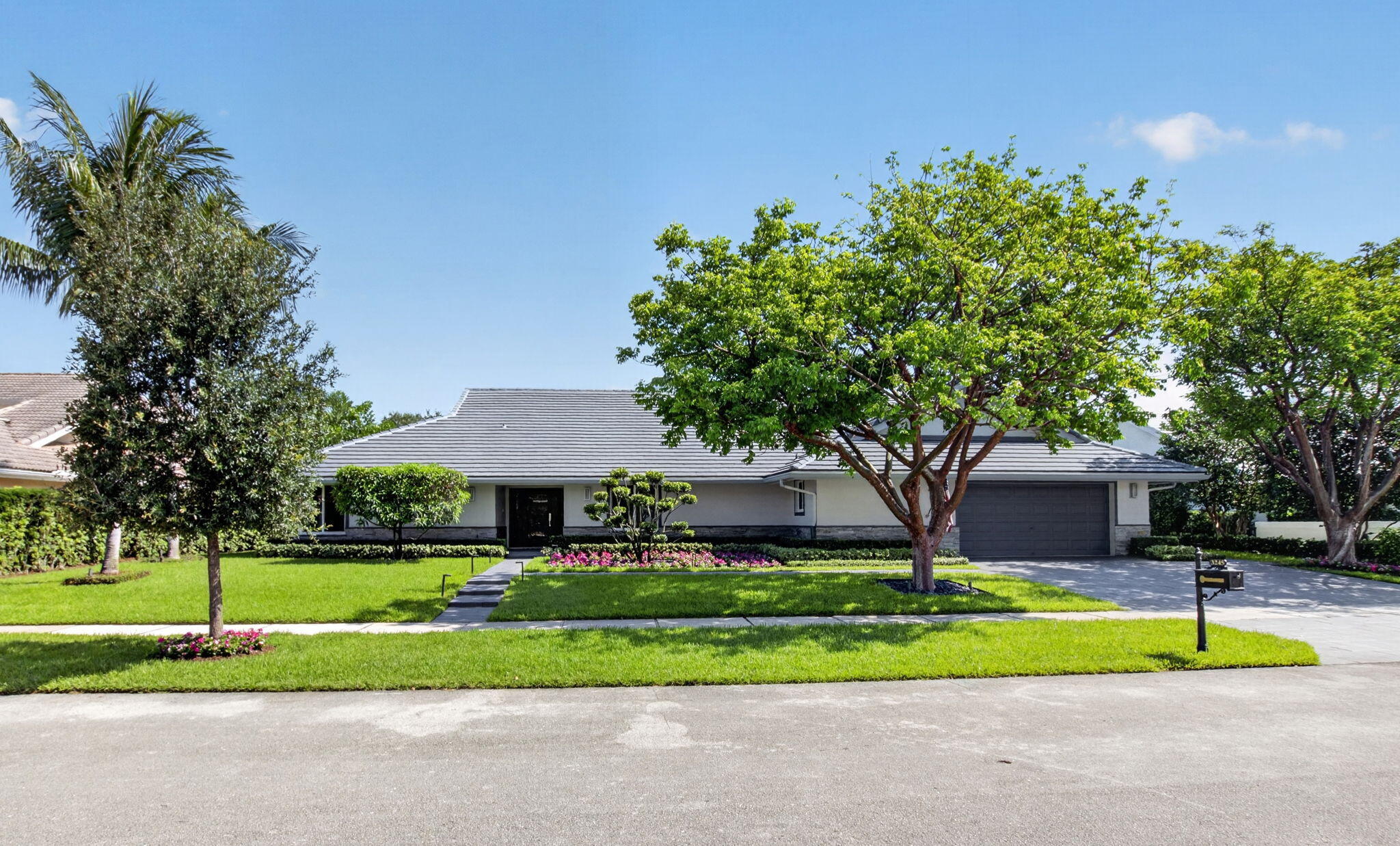 3245 St James Drive Boca Raton, FL 33434 - Photo 7 of 88 5-web-or-mls-DSC_2124