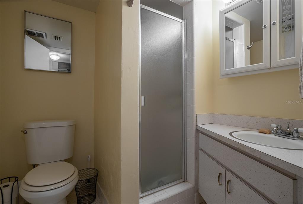 250 Rosery Road Northwest, Unit 298 Largo, FL 33770 - Photo 19 of 38