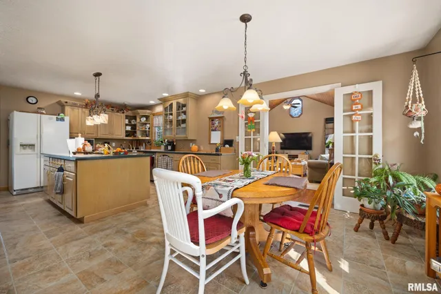 $270,000 | 1529 North Logan Street, Chillicothe, IL 61523