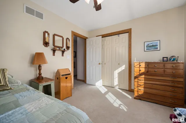 $270,000 | 1529 North Logan Street, Chillicothe, IL 61523